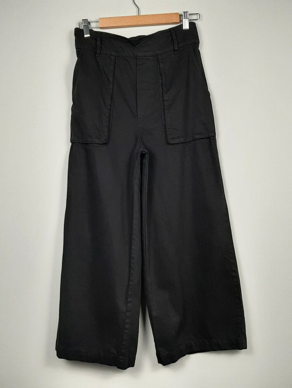 YFB Black High-Waisted Wide Leg Pants Large